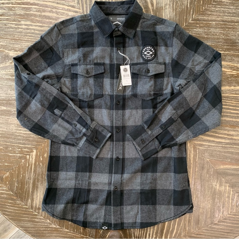 NWT Buffalo Plaid Button Down Flannel Long Sleeve Shirt